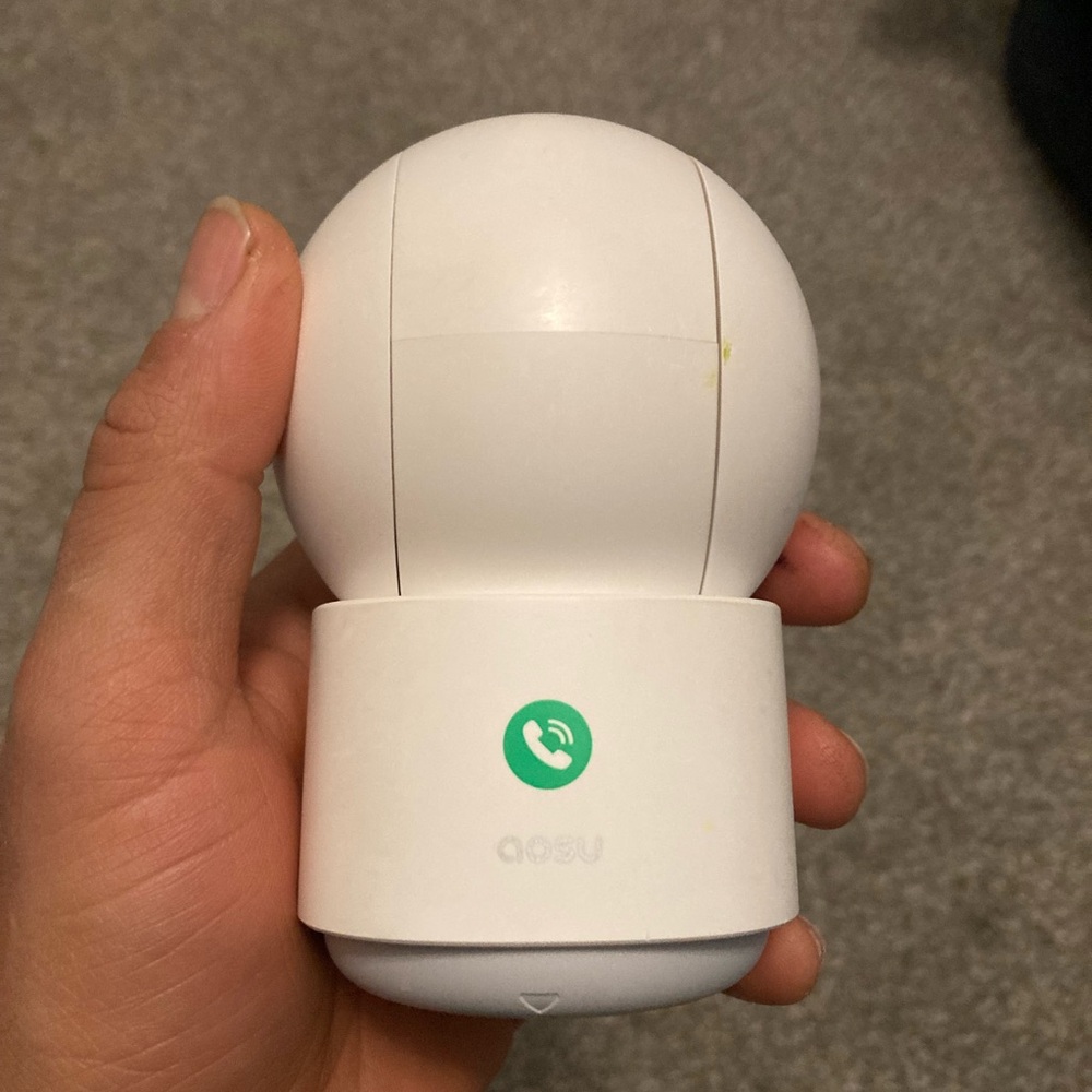 AOSU Indoor 360 Camera with Night vision, charging cable & Free Mounts